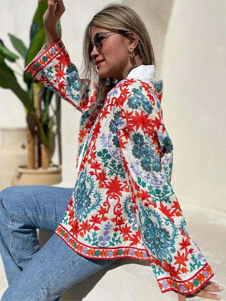 Рисунок 5 - Модный женский свободный кардиган с принтом