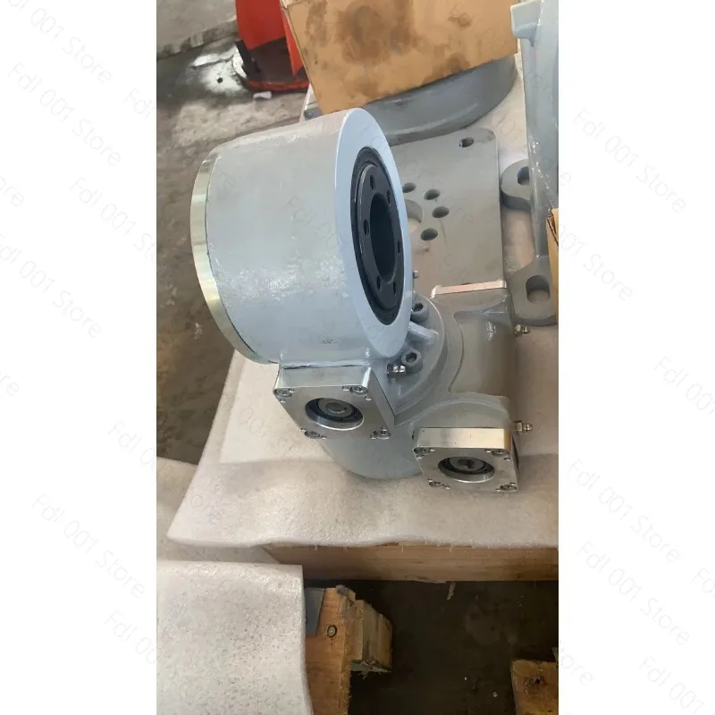 SVH3-62-HR Slewing Drive Worm Gear Rotary Reducer Heavy Duty Rotating Transmission Slewing Bearing Drive Unit