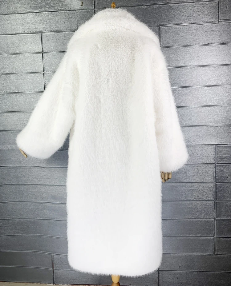 Lautaro Winter Long Oversized Pink Thick Warm Soft Shaggy Fluffy Faux Fur Coat Women Pockets Lapel Loose Sweet Cute Fashion 2022