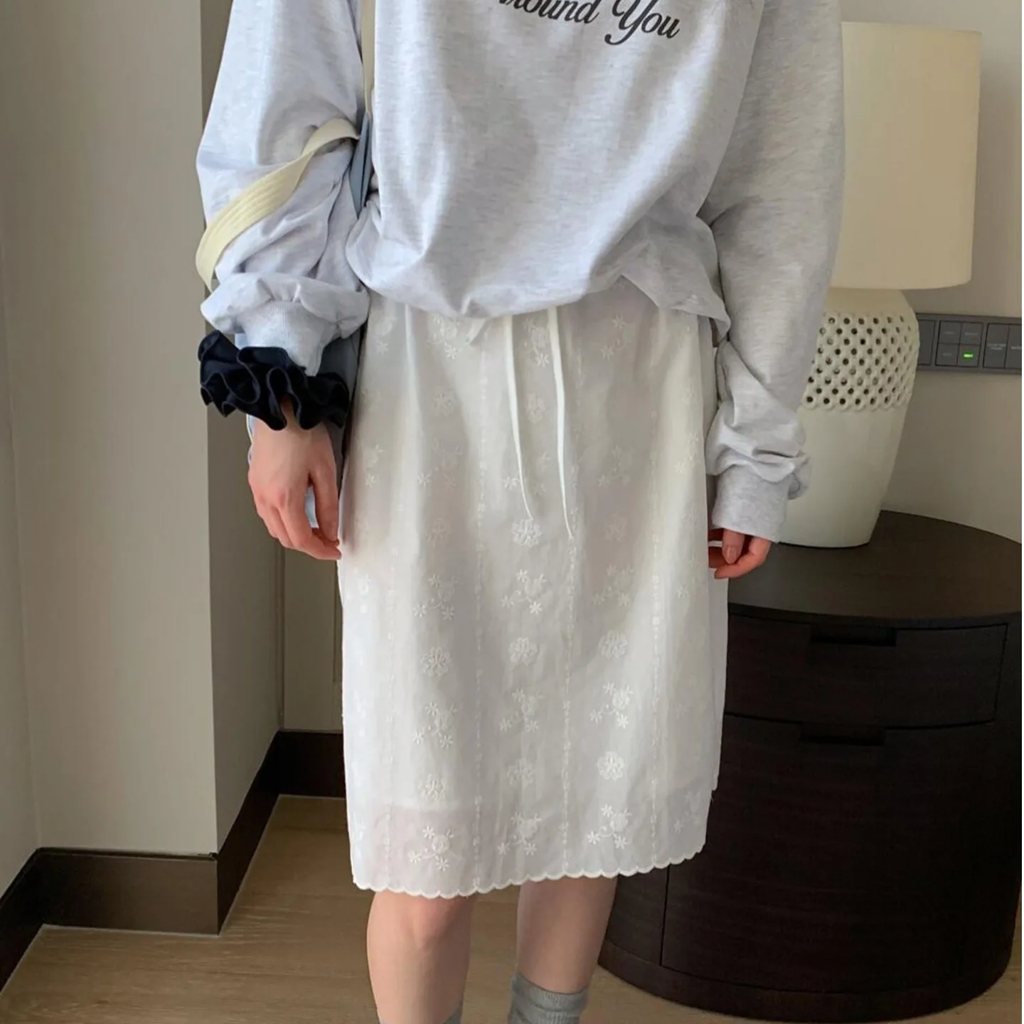 Korean Style Gentle Lace Half Skirt Embroidered Trim Women's Spring Summer New Simple White Straight Tube mid Length Skirt