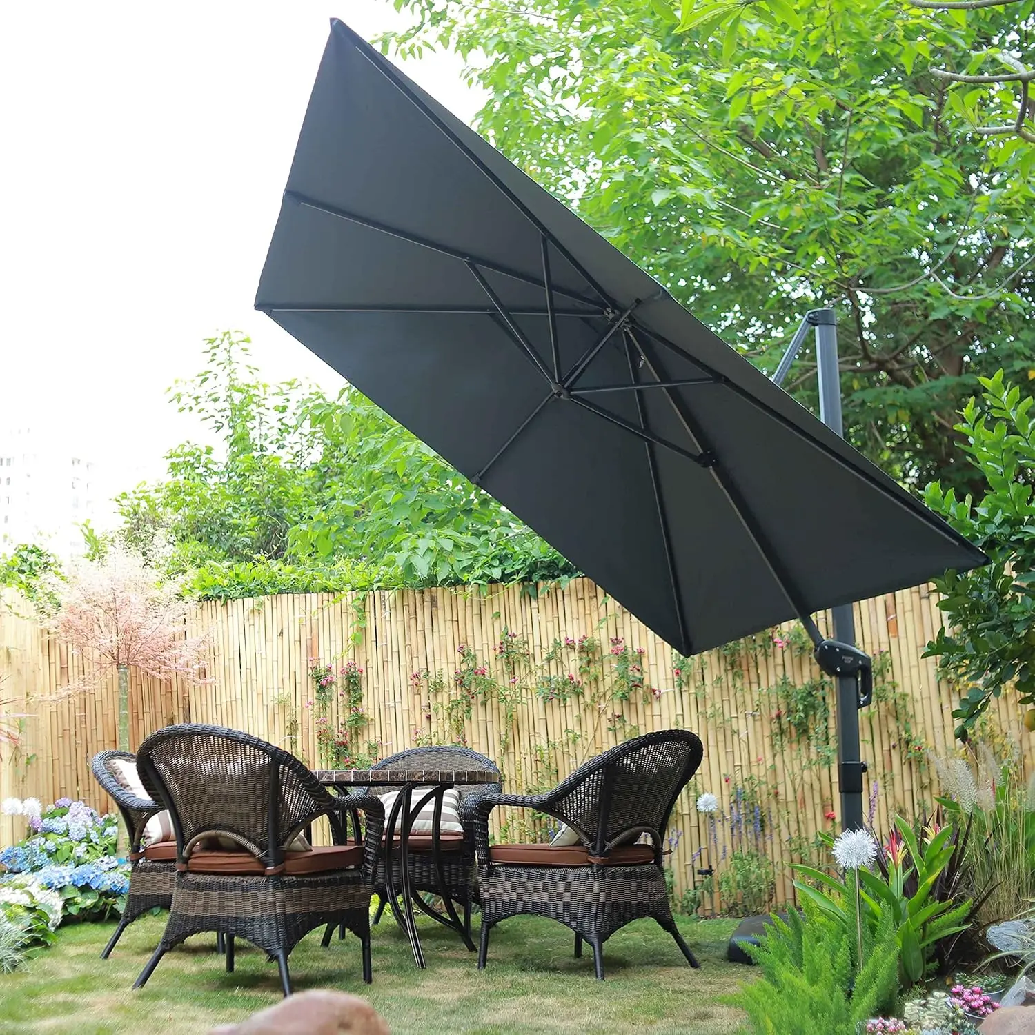 Sombrilla de Patio de 8 pies, sombrilla cuadrada voladiza, sombrilla compensada de aluminio con rotación de 360 grados para jardín, terraza, piscina y Patio