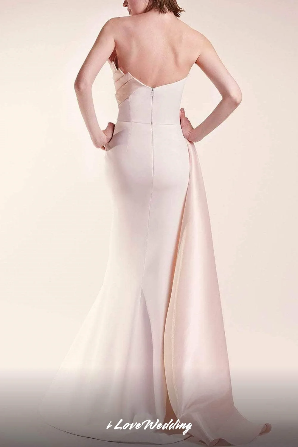 Różowe suknie wieczorowe bez ramiączek 2025 bez rękawów Sweetheart plisowany tren typu Sweep syrenka Backless suknie ślubne dostosowane