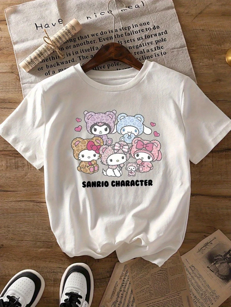 

Sanrio Hello Kitty с мультяшным принтом, оригинальная футболка из чистого хлопка, мягкая, удобная, модная и повседневная футболка.