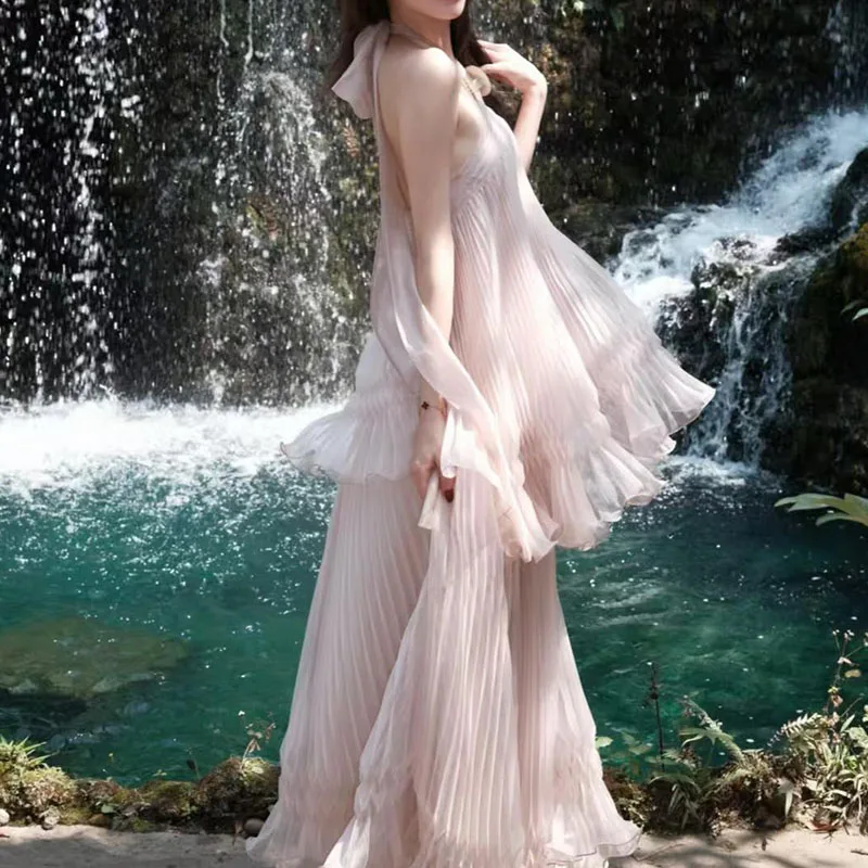 Women's Sleeveless Backless Halter Neck Dress, High-Quality Resort-Style Long Dress, 2026, New Arrival, Y2K, PleatedTiered Skirt