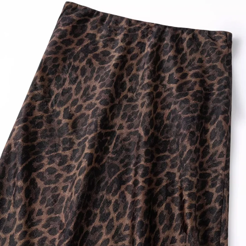 Birdtree, 100% Silk Leopard Print Skirt, Bias-cut, Women Gambiered Silk  Elegant Skirts, Elastic Waist, 2026 Spring NewD63432JF