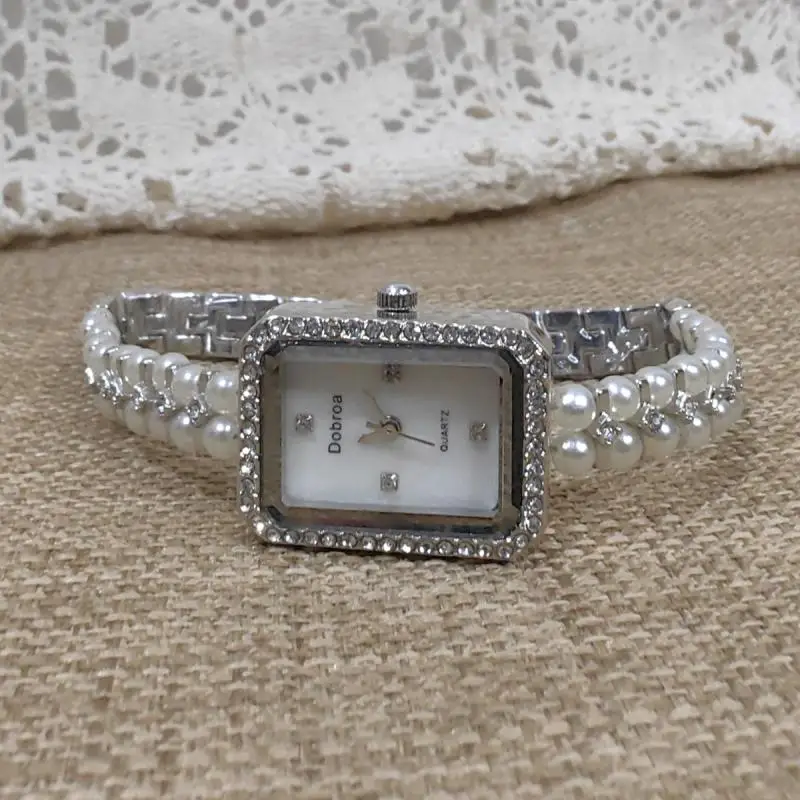Hot selling and popular, niche design, gold antique style bracelet, watch, women's style, light luxury, retro