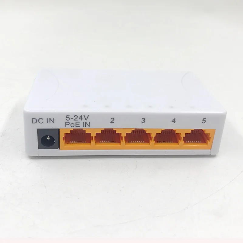 AT 1PCS 100Mbps 5 Ports Mini Fast Ethernet LAN RJ45 Network Switch Switcher Hub VLAN Support HOT SALE