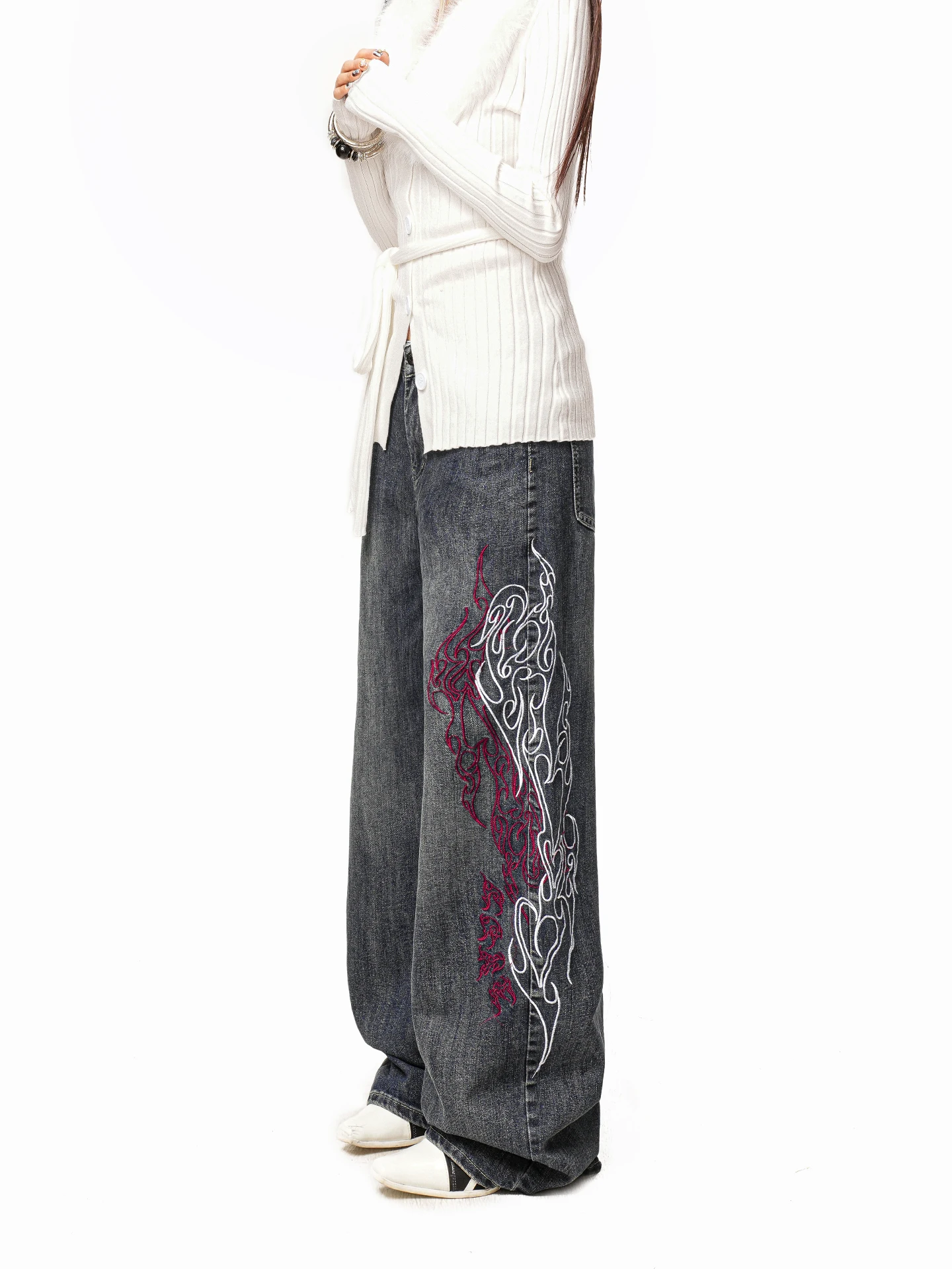 아리엘링크 아메리칸 레트로 사이드 자수 토템 여성 스트레이트 루즈 와이드 레그 진 캐주얼 로우 웨이스트 프린트 미디엄 소프트 원단