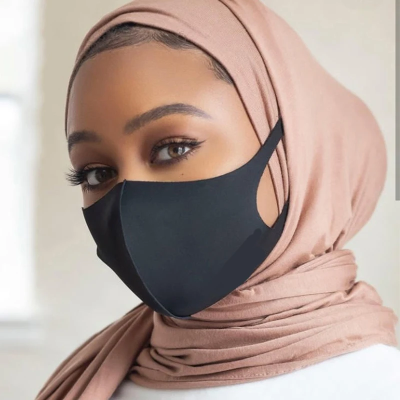 Stylish Velvet Veil With Muslim Women\'s Ear Holes Beauty And Easy To Knot Can Be Worn With A Mask For Comfort And Simplicity