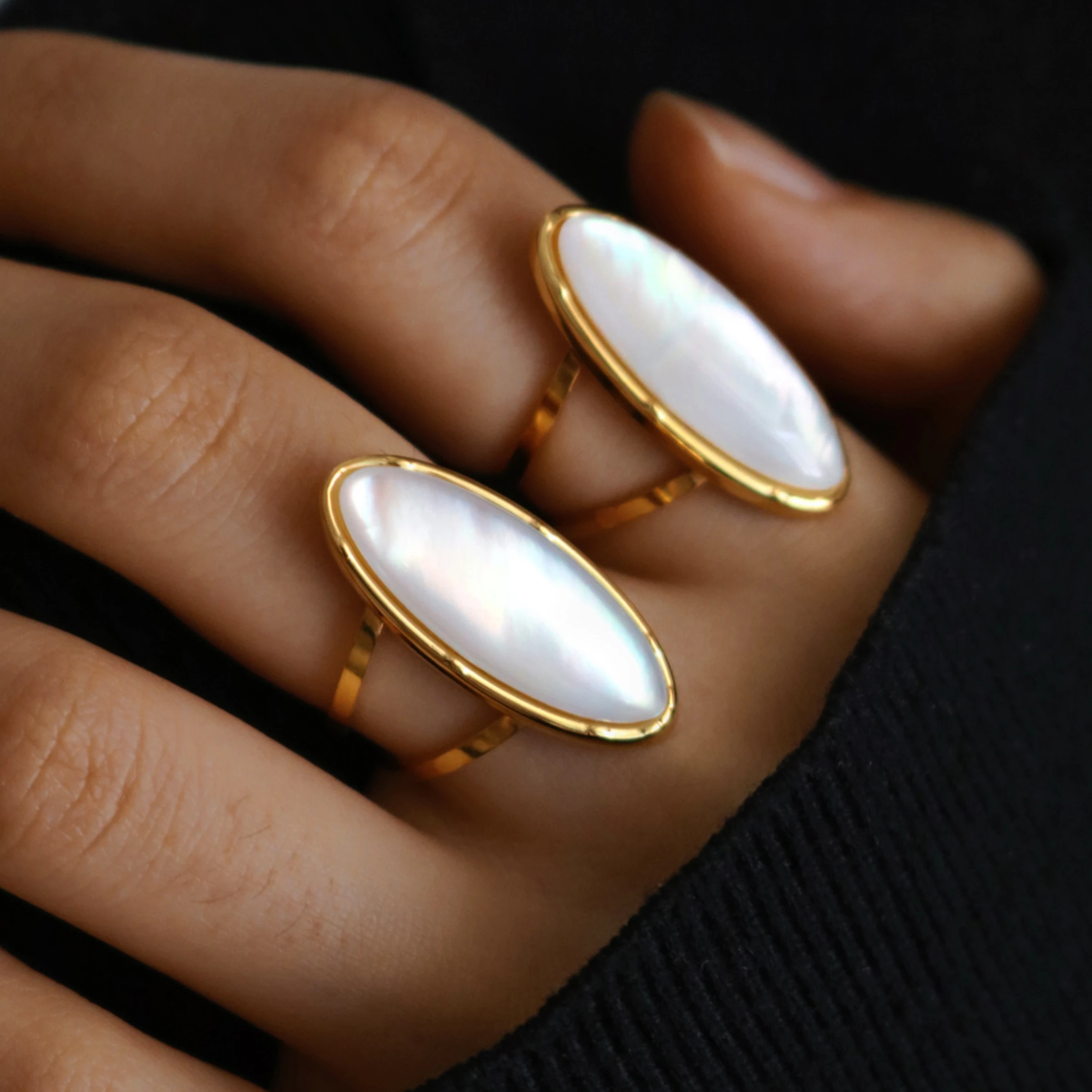 Oval Natural Shell Vintage Rings for Women Stainless Steel Temperament Exaggeration Metal RingChunky Jewelry Jewelry Gift