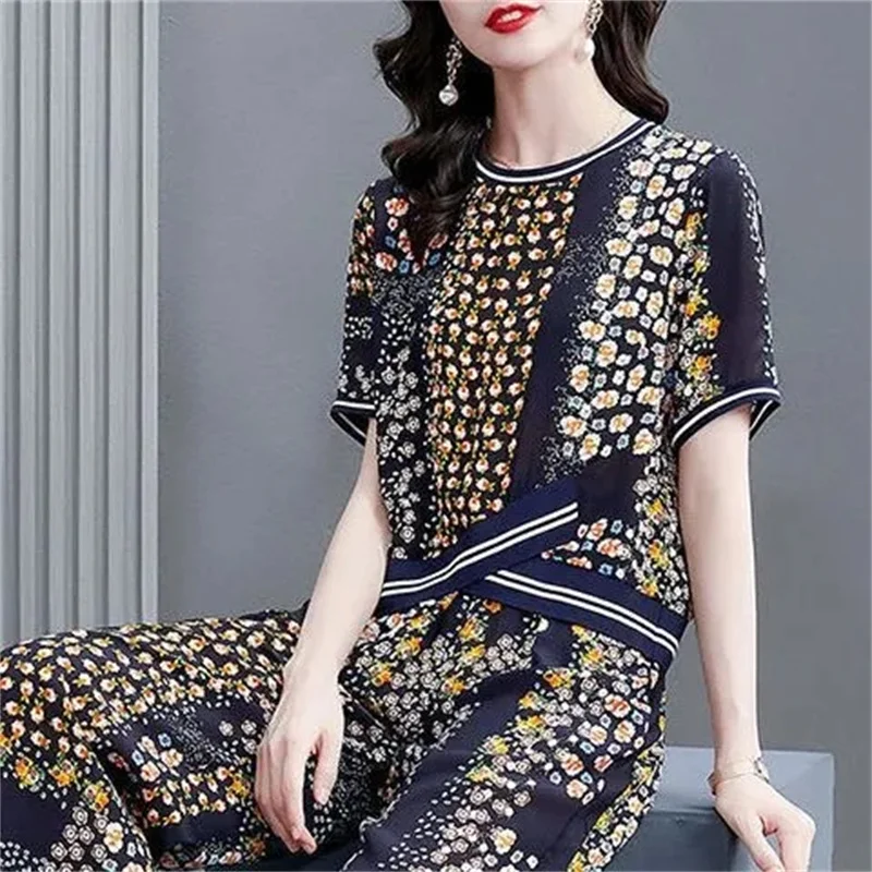 2024 Summer Women Korean High End Fashion Set Mom New Loose Printed Meat Covering and Age Reducing Wide Leg Pants Two Piece Set