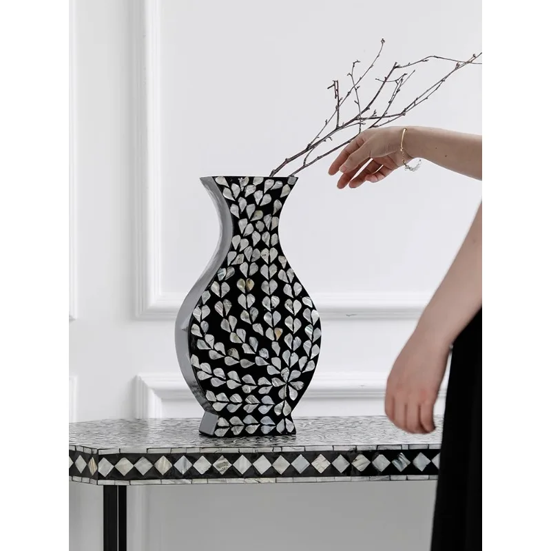 

High-end French medieval wabi wind shell vase high-end home decoration ornament living room light luxury flower arrangement devi