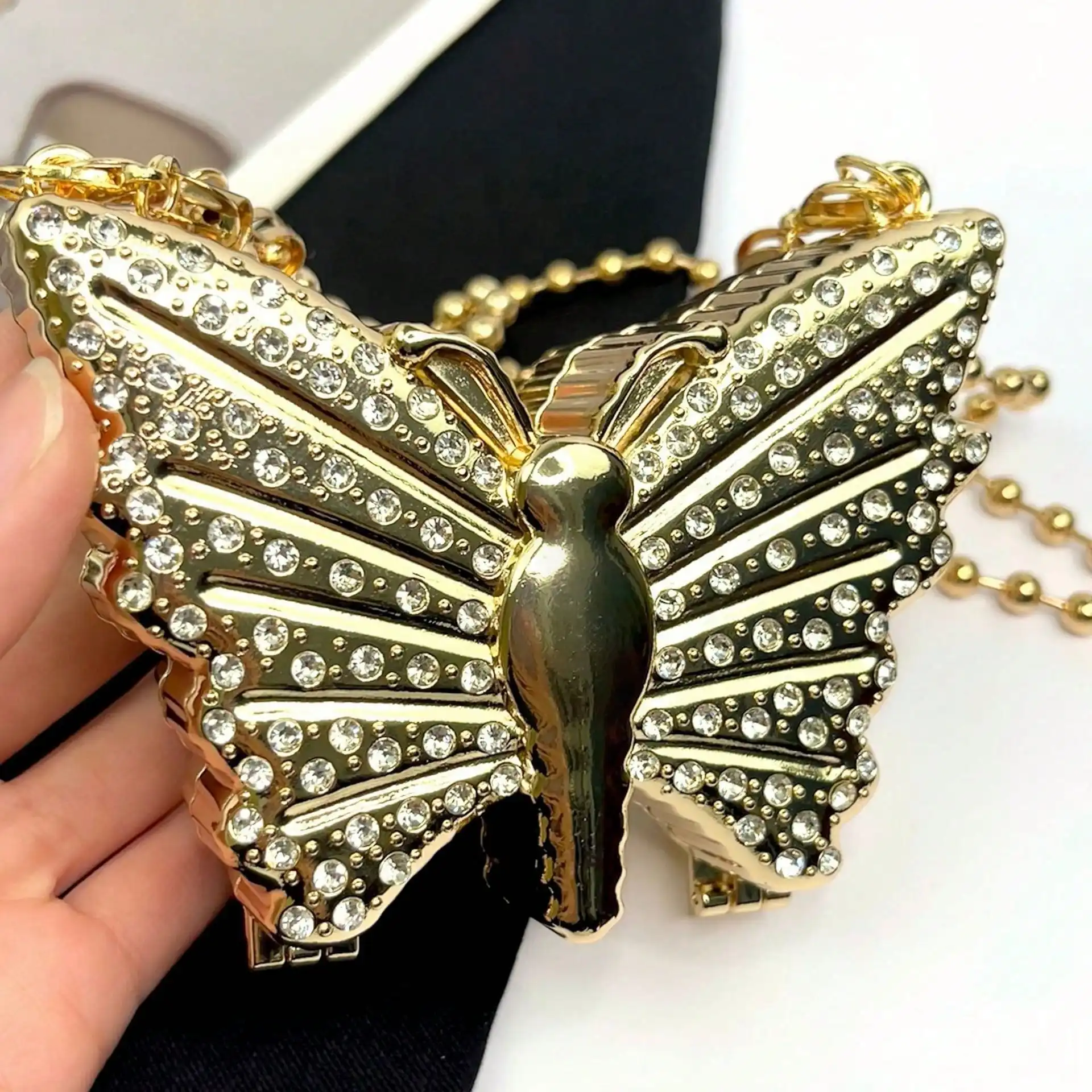 

Женский кошелек для монет и сумка для помады в форме бабочки, сверкающий дизайн, уникальный ремешок-цепочка для вечеринок и социальных мероприятий, новинка, сумка