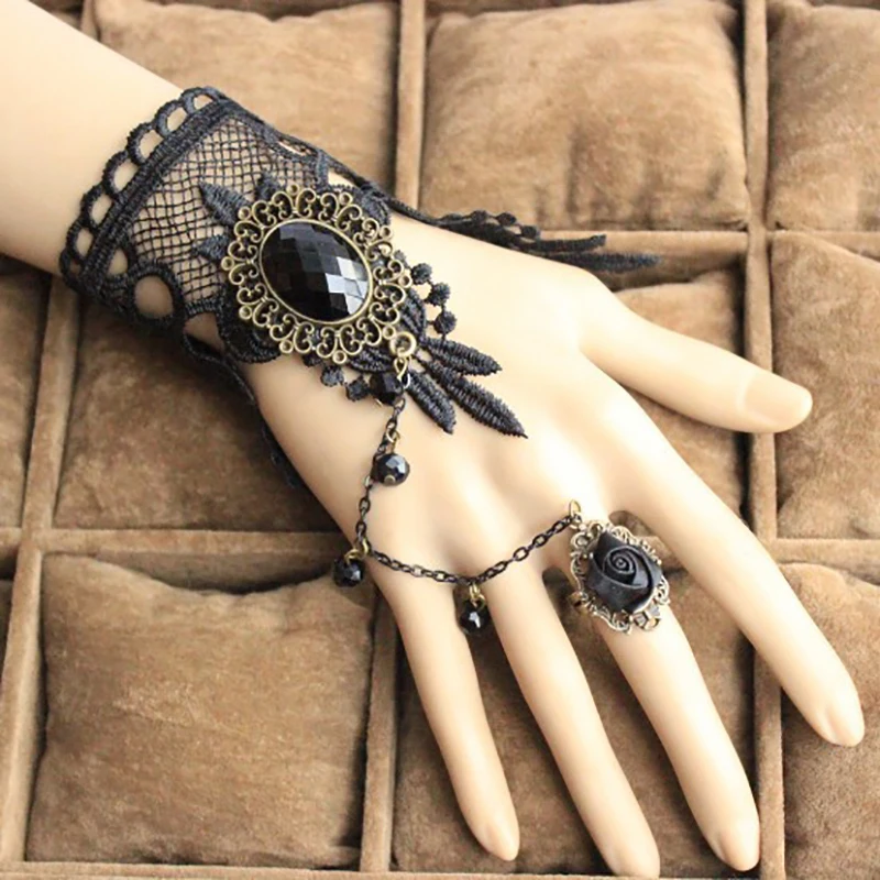 Vintage Halloween Crystal Finger Bracelet for Women Baroque Rose Lace Bracelet with Finger Ring Charm Vampire Hand Jewelry Gift