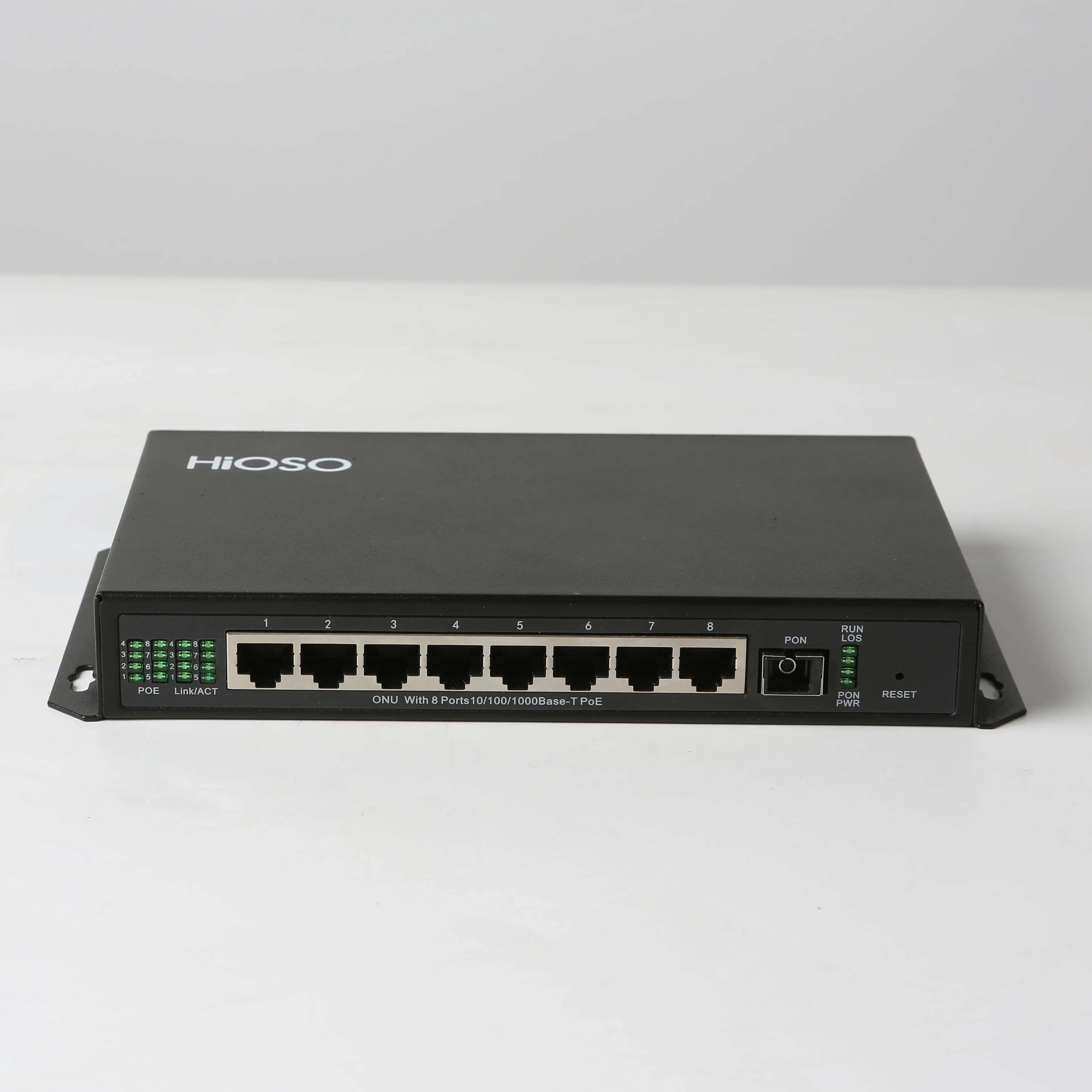 

HiOSO GPON ONU имеет высококачественный настенный металлический корпус с 8 гигабитными портами POE и 1 гигабитным световым портом SFP.