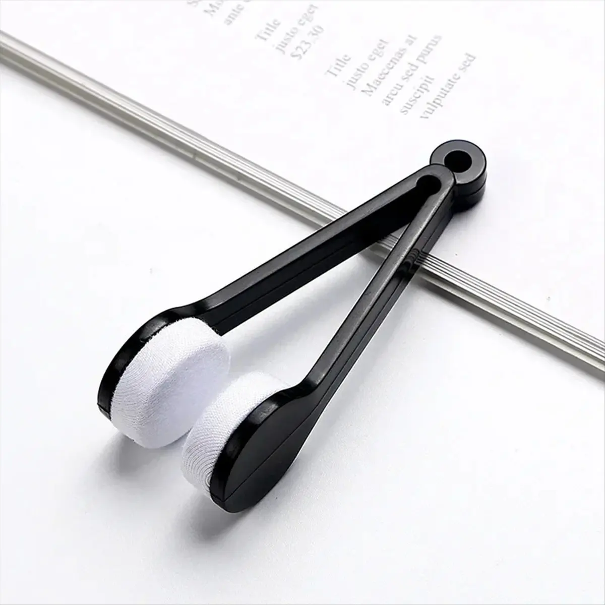 ABFW New Double-Sided Glasses Brush, Soft Microfiber Glasses Cleaner, Glasses Cleaning Brush, Wiping Tool Red
