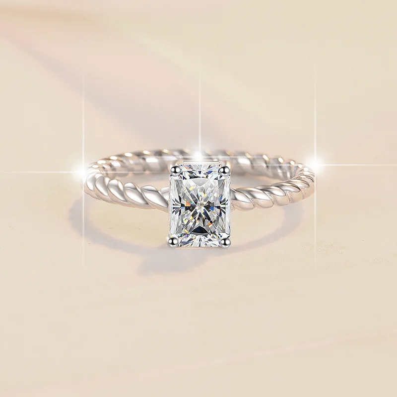 Emerald & Radiant Cut Ring Women's PT950 Platinum 1Ct Moissanite - Dual-cut luxury, 1ct shine, tarnish-resistant platinum