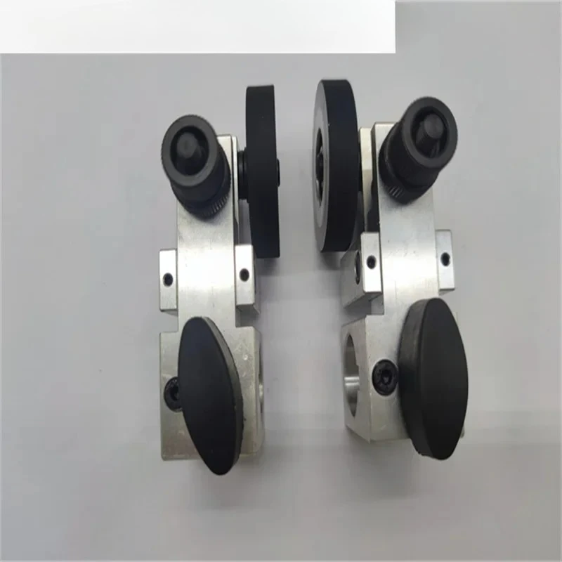 

1 Pair SM74 Printing Machine Spare Parts Forwarding Runner Assembly Bracket M2.016.232F M2.016.245F Rubber Wheel Assembly