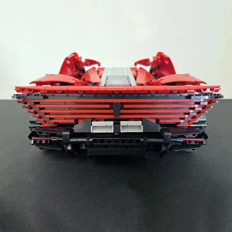 โมเดลรถสปอร์ตคลาสสิกเฟอร์รารี่ SP3 จำนวน 3778 ชิ้น รถแข่ง ตัวต่อขนาดใหญ่พิเศษ ระดับความยากสูง ของเล่นประกอบสำหรับผู้ใหญ่ ของขวัญ