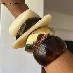 HUANZHI Vintage Resin Triangle Design Wide Bangle Bracelets Geometric  Wide Stackable Bracelet Fashion Chunky Jewelry For Women