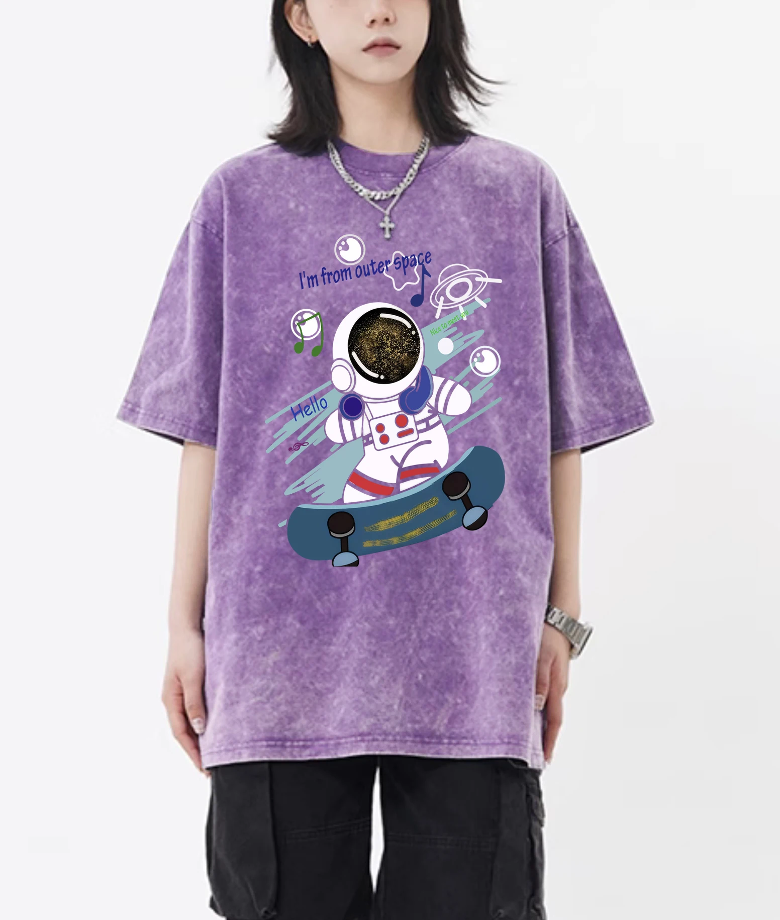 I'M From Outer Space Skateboarder Astronaut Print Retro T-Shirts Women Crewneck Casual Tee Shirt Summer Cotton Short Sleeve