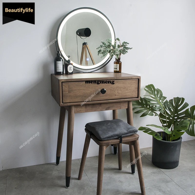 Vintage Dresser Dre…