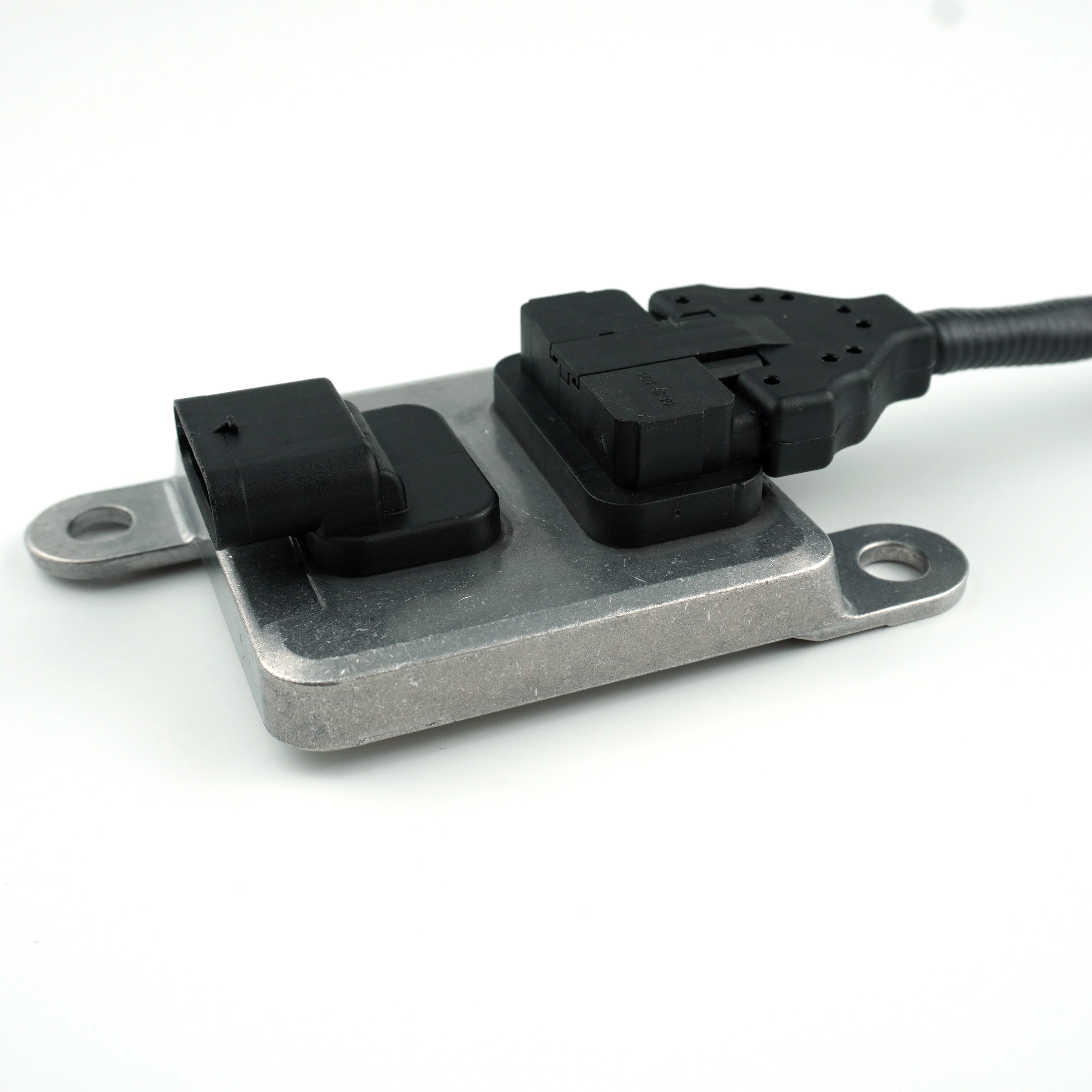 8982465062 5WK97210 Sensor Nitrogen Oksida untuk Isuzu NPR NQR 4HK1 dan 4JJ1 89824 65062 5WK9 7210 Sensor Nox