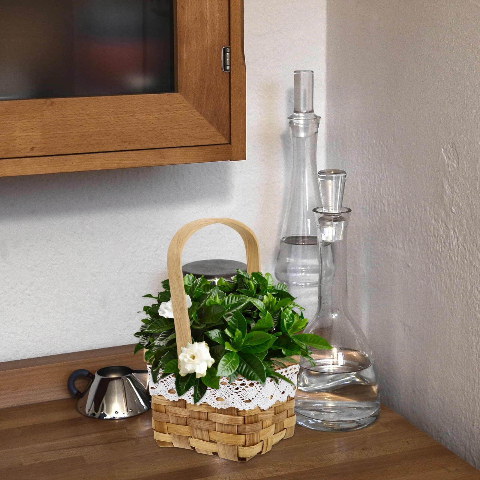 

1Pcs Bamboo Woven Flower Basket Home Flower Holder Rustic Decorative Basket Portable Storage Sundries Holder