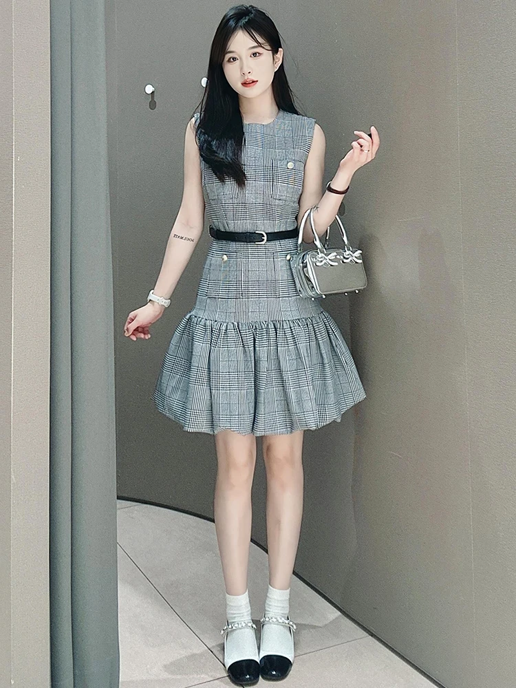 เสื้อกั๊กทรงเอเอวสูง ลายดอกไม้ แฟชั่นฤดูใบไม้ผลิ ฤดูร้อน ฤดูใบไม้ร่วง พร้อมเข็มขัด ดีไซน์หรูหรา สไตล์ผู้หญิง ผลิตจากเส้นใยโพลีเอสเตอร์