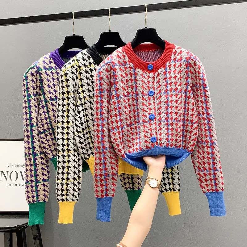 European Station 2023 Spring and Autumn Fashion Retro Temperament Color Blocking Short Sweater Cardigan Coat Women