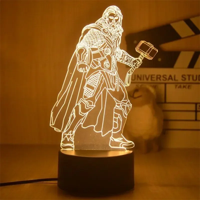 Marvel Disney Avengers Ironman Spiderman Thor Loki LED Night Light Glowing Lamp Deadpool Kreatywna zabawka dla dzieci Manga Prezenty