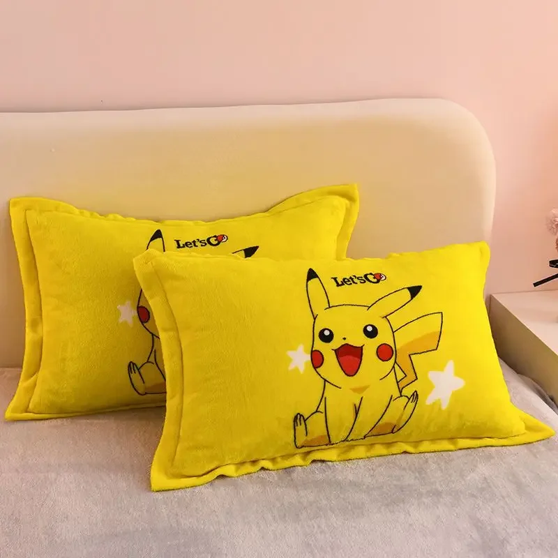 

TAKARA TOMY Coral Fleece Cartoon Pillowcase Pikachu Boy Girl Pillowcase Pokémon pillowslip