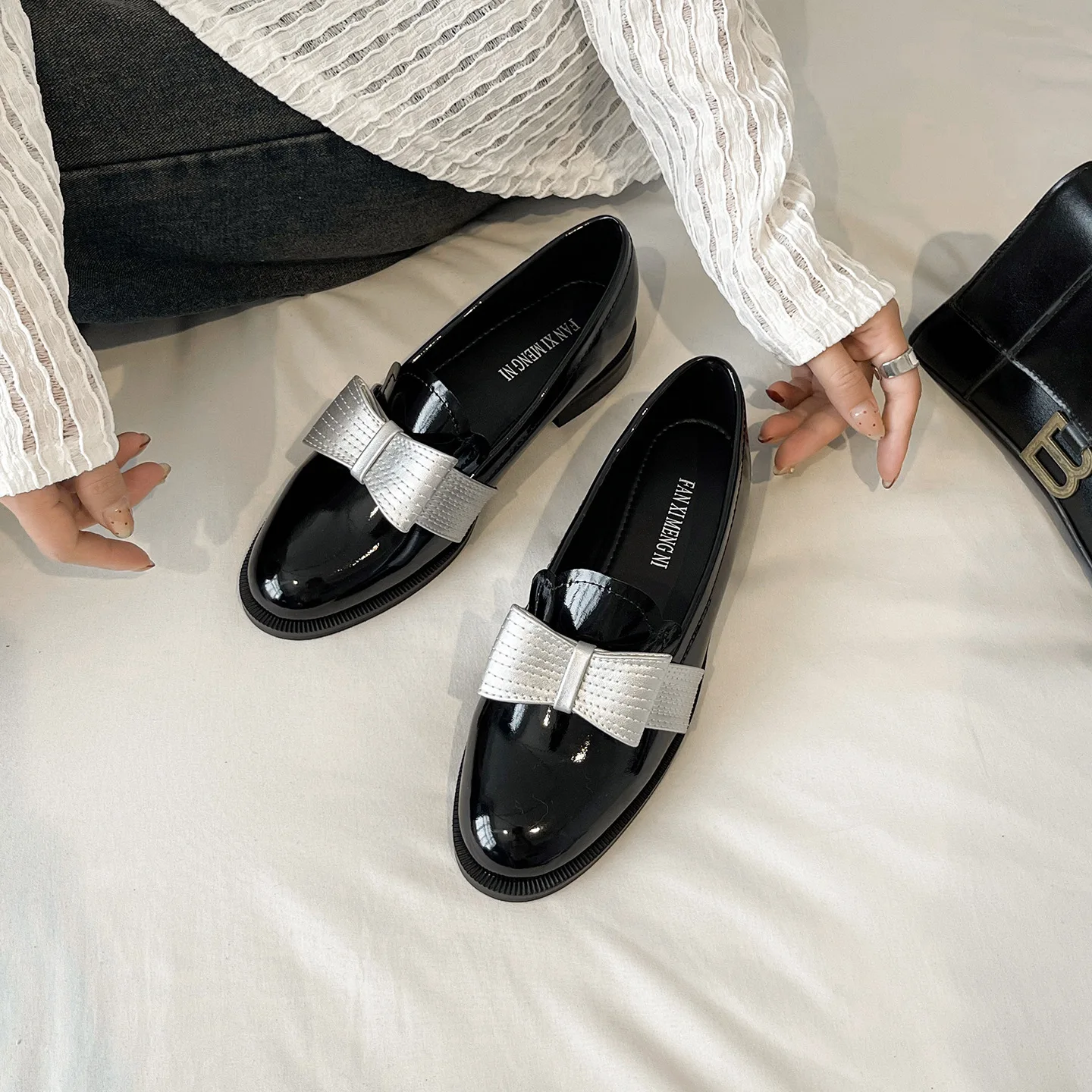 Women's Patent Leather Bowknot - огляд і ціна Leather Work Flats Women