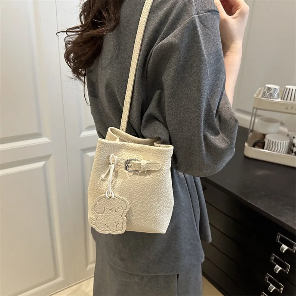 

New Designer Basket Bag Pu Leather Casual Crossbody Bag Luxury Commuting Women's Shoulder Bag Travel