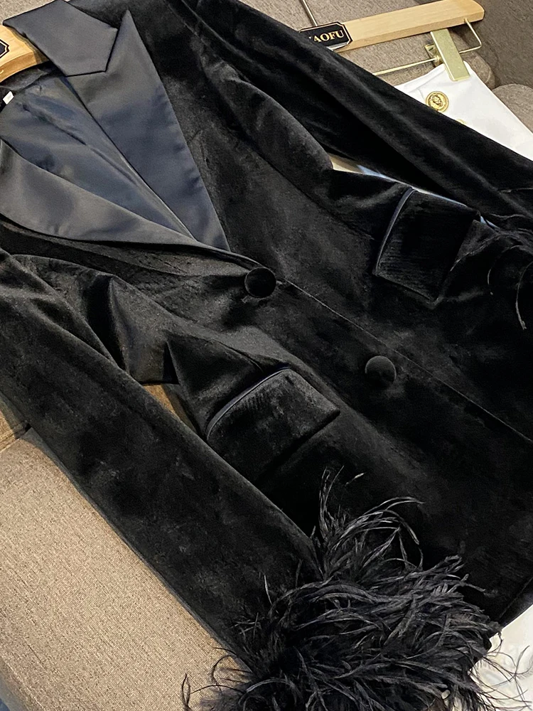 Cappotto di velluto da ufficio da donna di alta qualità elegante polsino di piume monopetto manica lunga Blazer da taglio sottile da donna