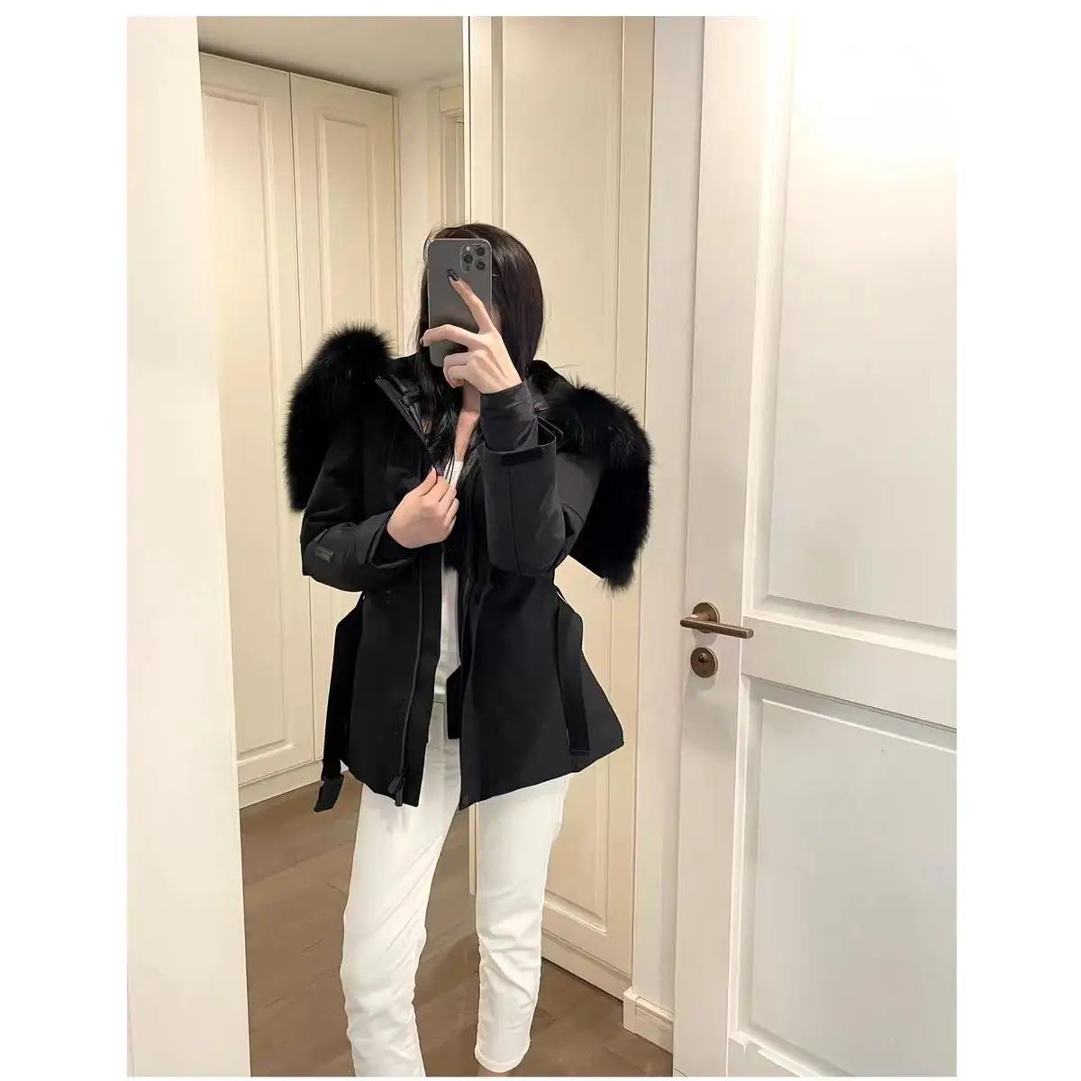 

Trendy Fitted Snoown Jaet 2026 Early Spring New Sle Trimmed down Waist Goose down Coat Bla Label Fur Collar
