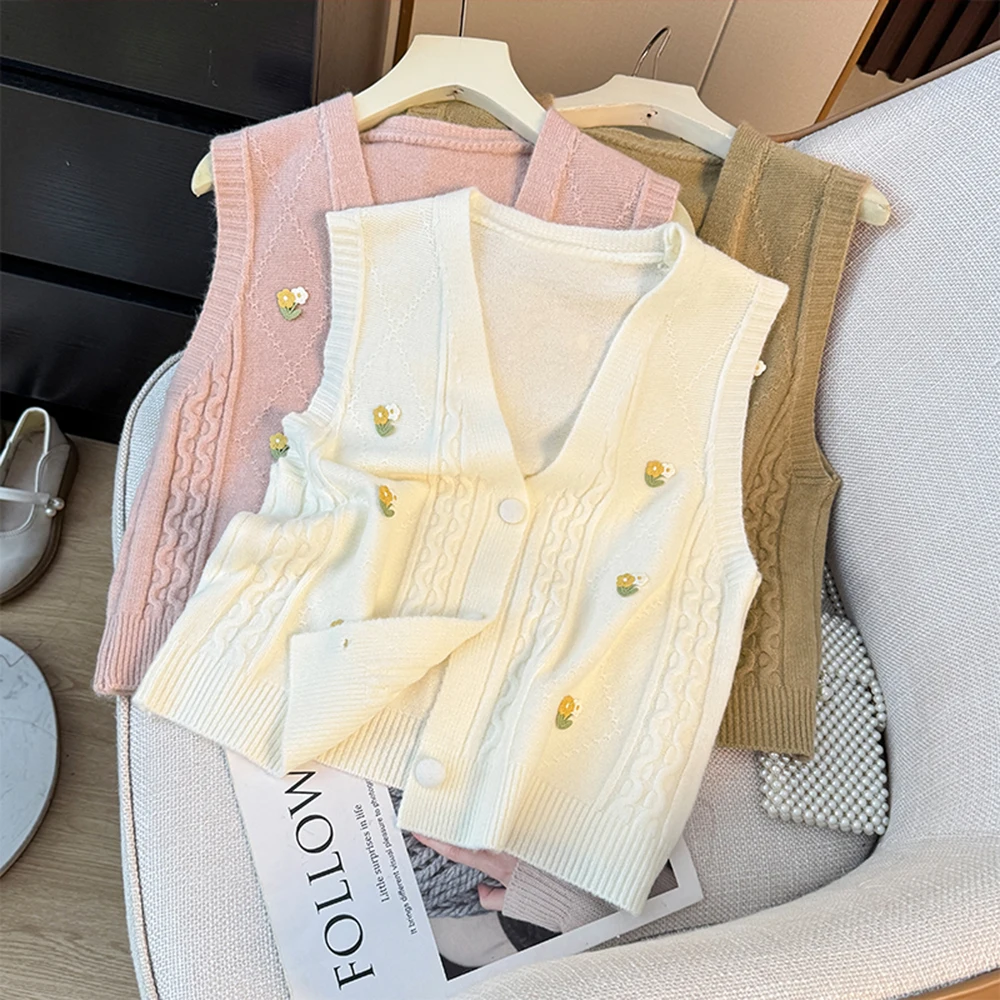 

Embroidered Flower Sleeveless V-Neck Single-Breasted Women's Summer Autumn Elegant Pure Color Outerwear Vest Knitted Cardigan