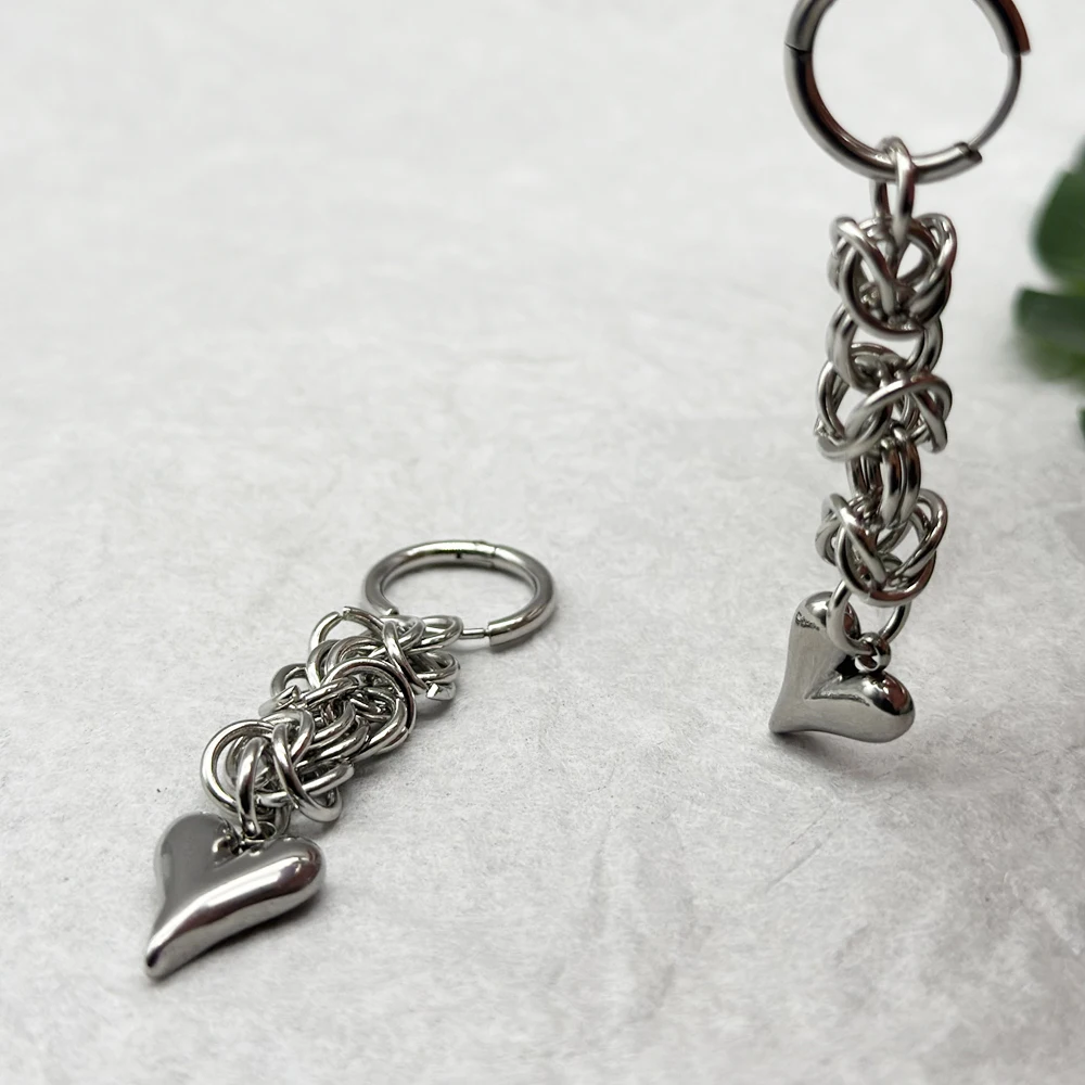 Handmade Stainless Steel Chainmail Heart Dangle Earrings Gothic Stacked Chain Drop Earrings for Women Couple Gift Jewelry