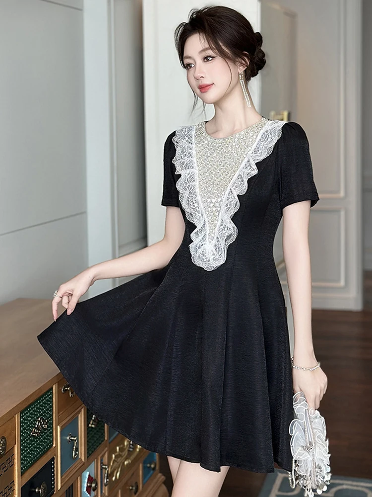 ชุดราตรีผู้หญิงสีดำลูกไม้ระบายแขนสั้นทรงเอเข้ารูปมินิเดรสสั้นหรูหราแฟชั่นงานปาร์ตี้พรอมชุดใหม่