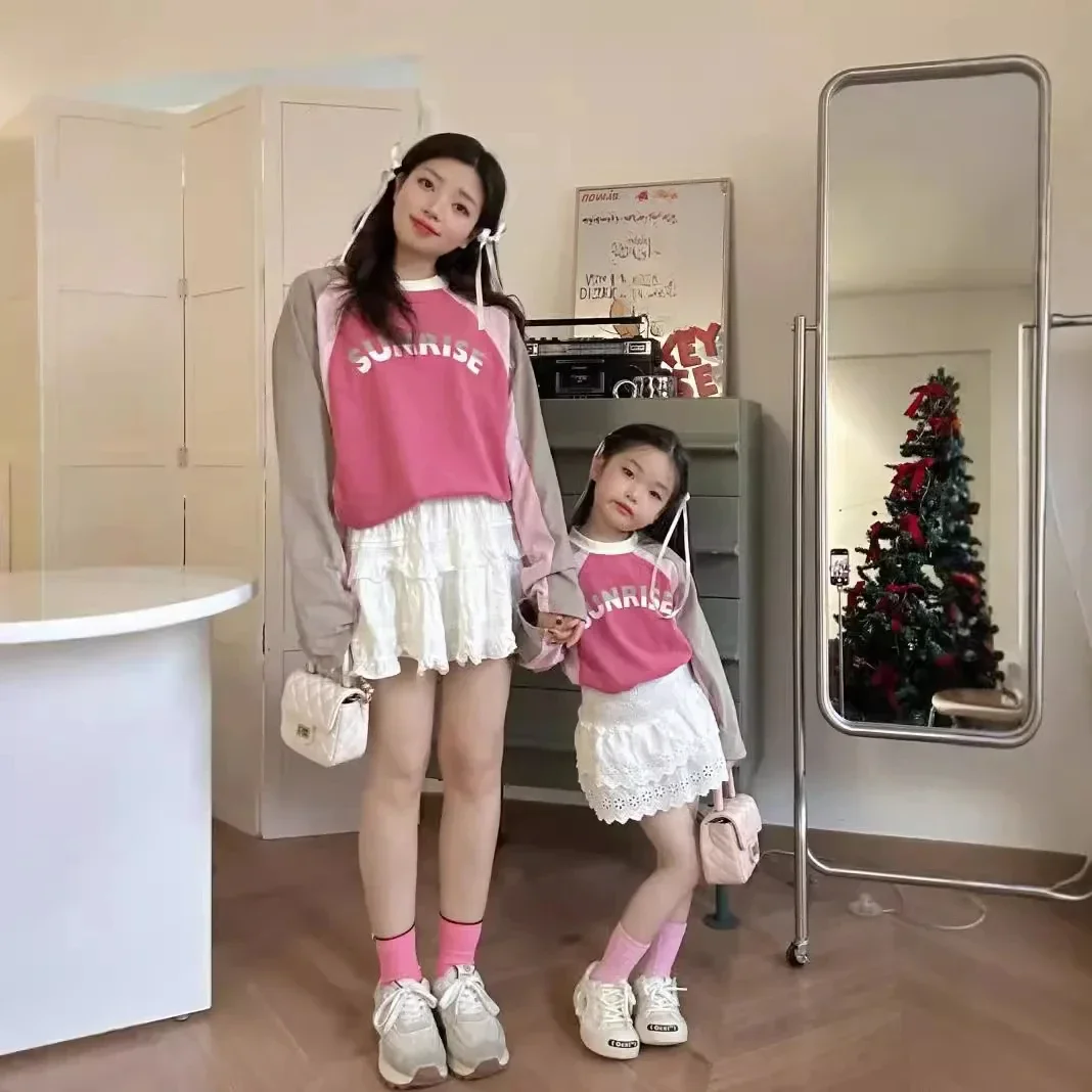 

Fashion Family Matching Clothes Pullover Parents and Children Sweatshirts