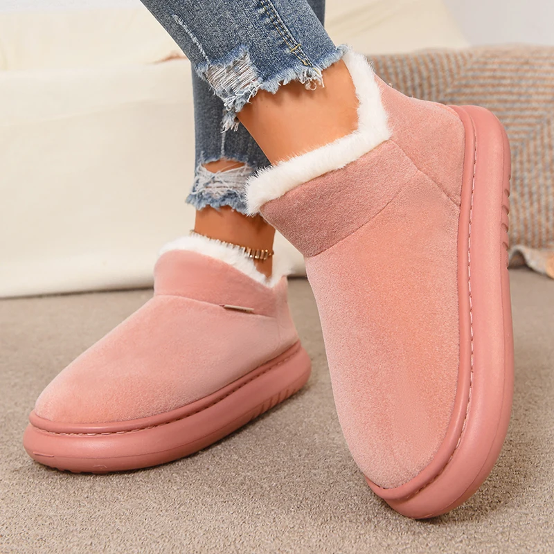 رشاقته أفخم الشتاء الثلوج أحذية النساء 2025 الانزلاق على منصة دافئة القطن مبطن أحذية امرأة الراحة لينة وحيد رقيق حذاء من الجلد