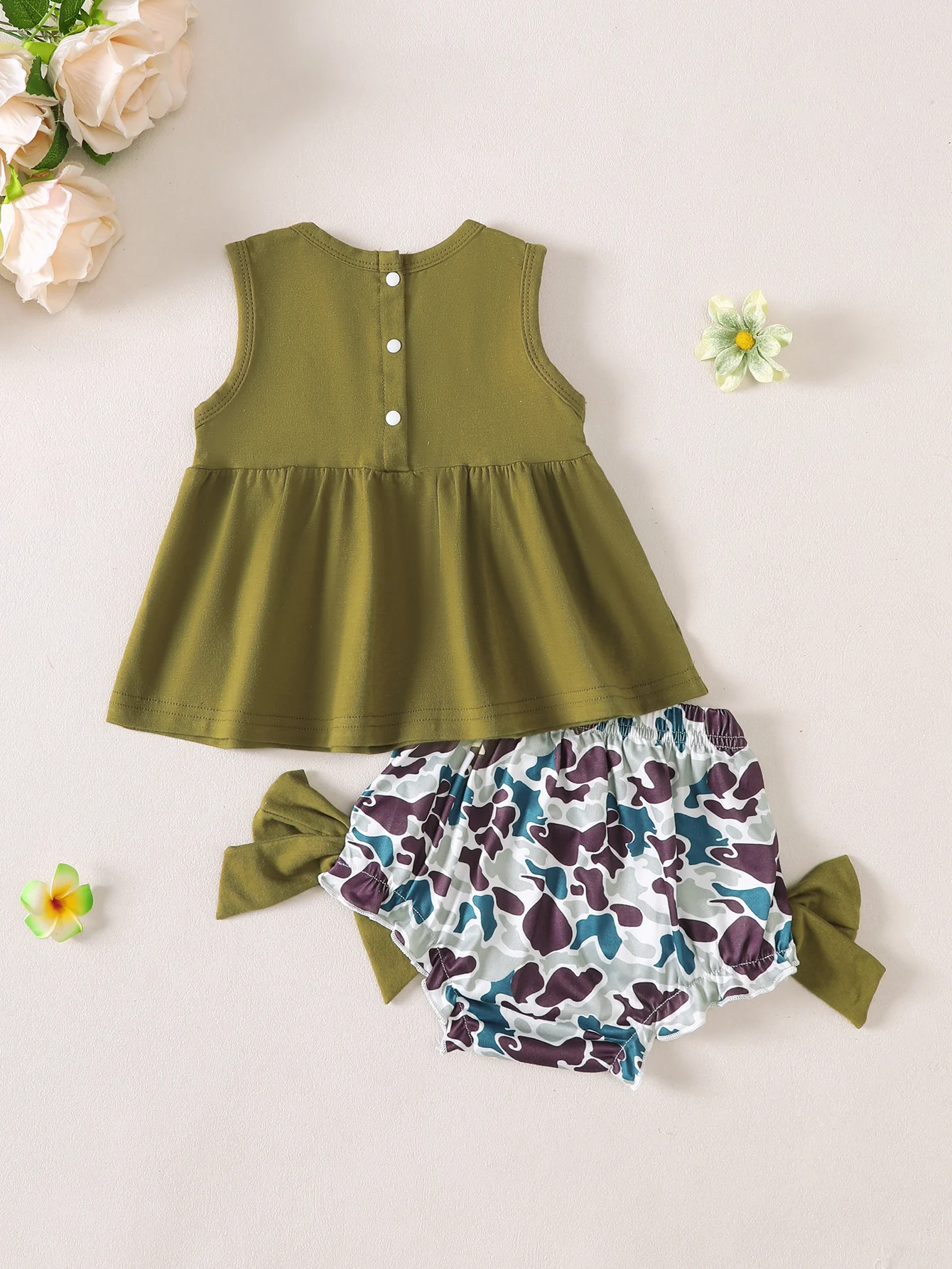 Baby Girl Round Neck Sleeveless Duck Embroidered Pattern Shorts Set Infant Clothing Toddler Outfit Baby Girl's Summer Dress