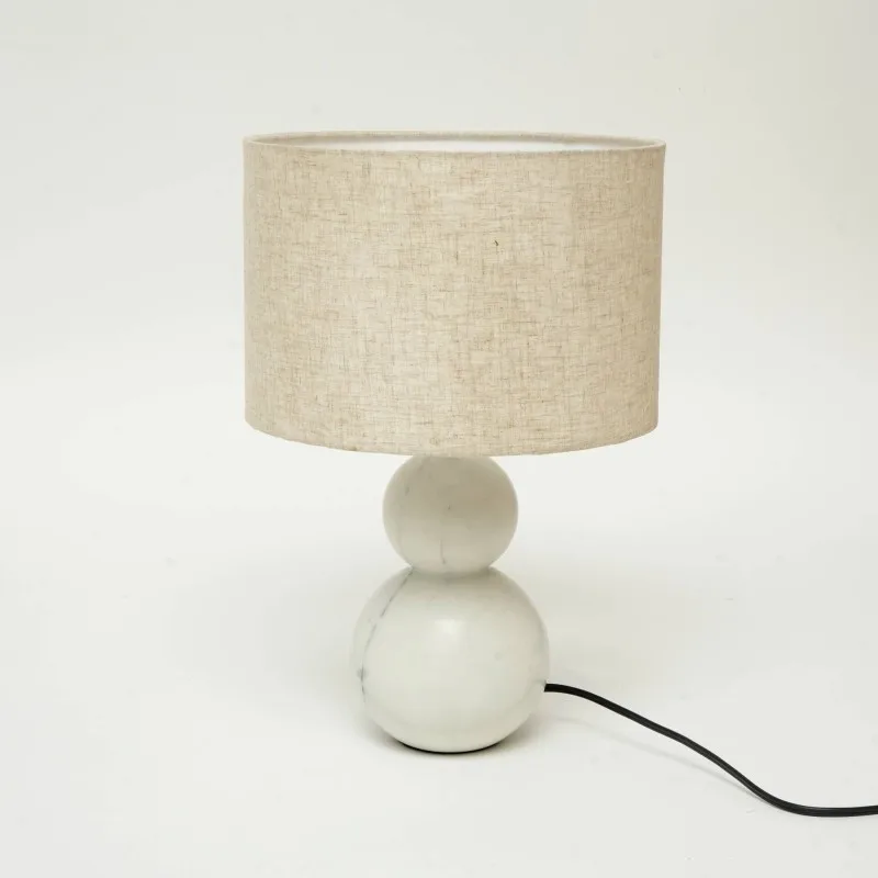 Peça de destaque Ambiente construído, resistente, longo, moderno, estilo perfeito, uso Jack, candeeiro de mesa moderno em mármore branco – elegante e styl