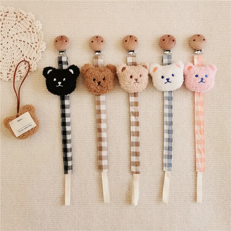 Ins Cute Bear Wooden Soother Clips Baby Pacifier Holder Plaid Anti Drop Chain Newborn Nipples Pacifiers Dummy Clip Baby Gift