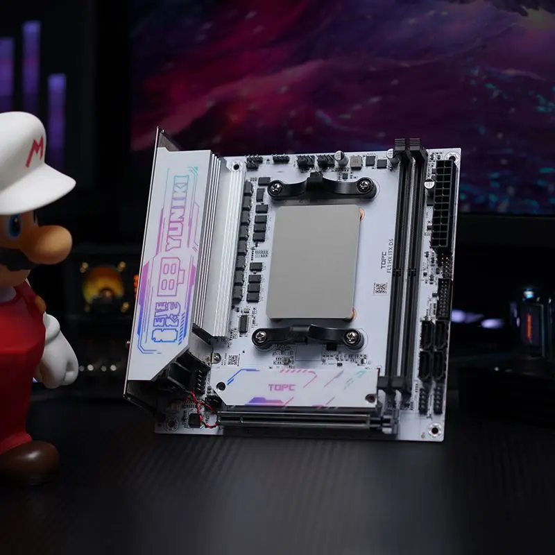 AMD Ryzen 9 8945HX Demo Board 4xSATA 2xM.2 NVMe