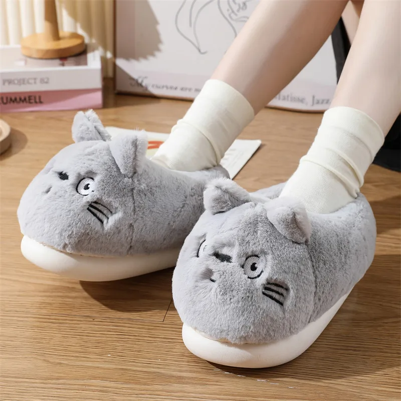 Lovely Frog Slippers Woman Slip-on Fur Slides Animal Rabbit Tiger Cat Panda Plush Slippers Home Winter Warm Furry Shoes