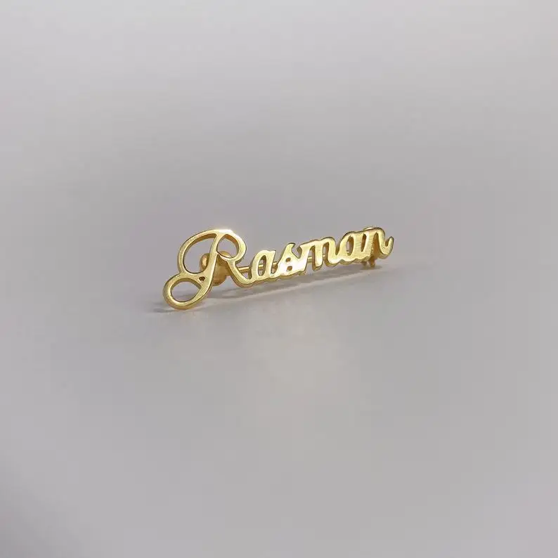 

Fashion Custom Couple Brooch Name Date Custom Logo Luxury Stainless Steel Brooch Jewelry Special Commemorative Gift Women Men