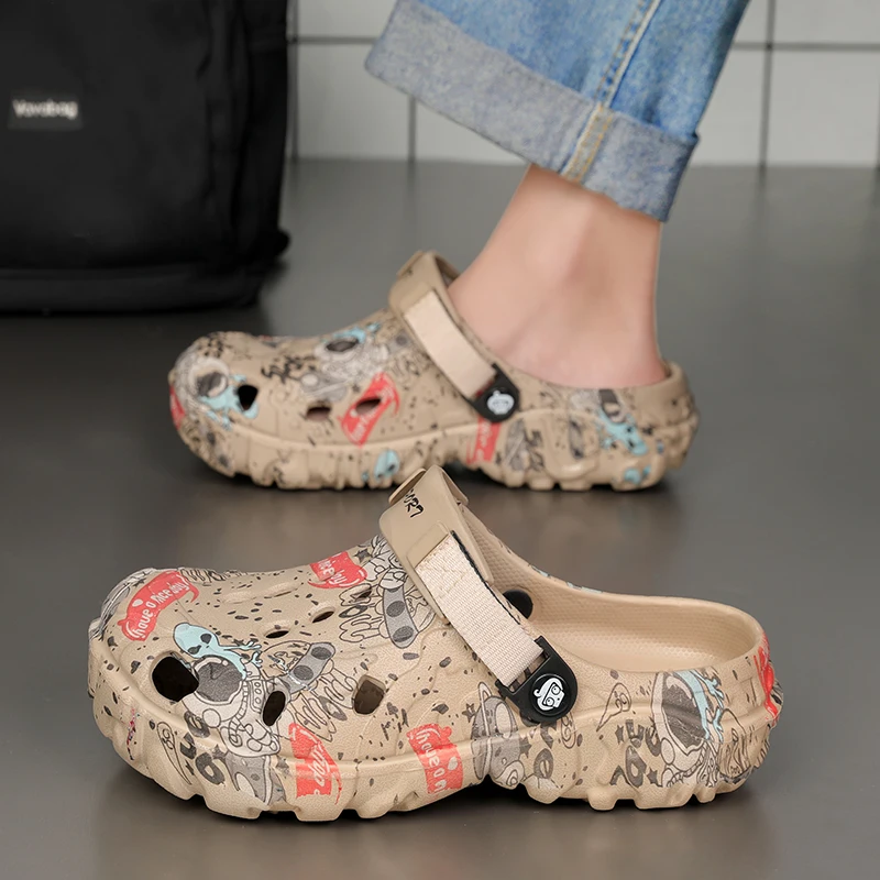 

Summer Slippers Men Clogs Platform Male Beach Sandals Outdoor Casual Non-slip Footwear Men Sandals Leisure Shoes