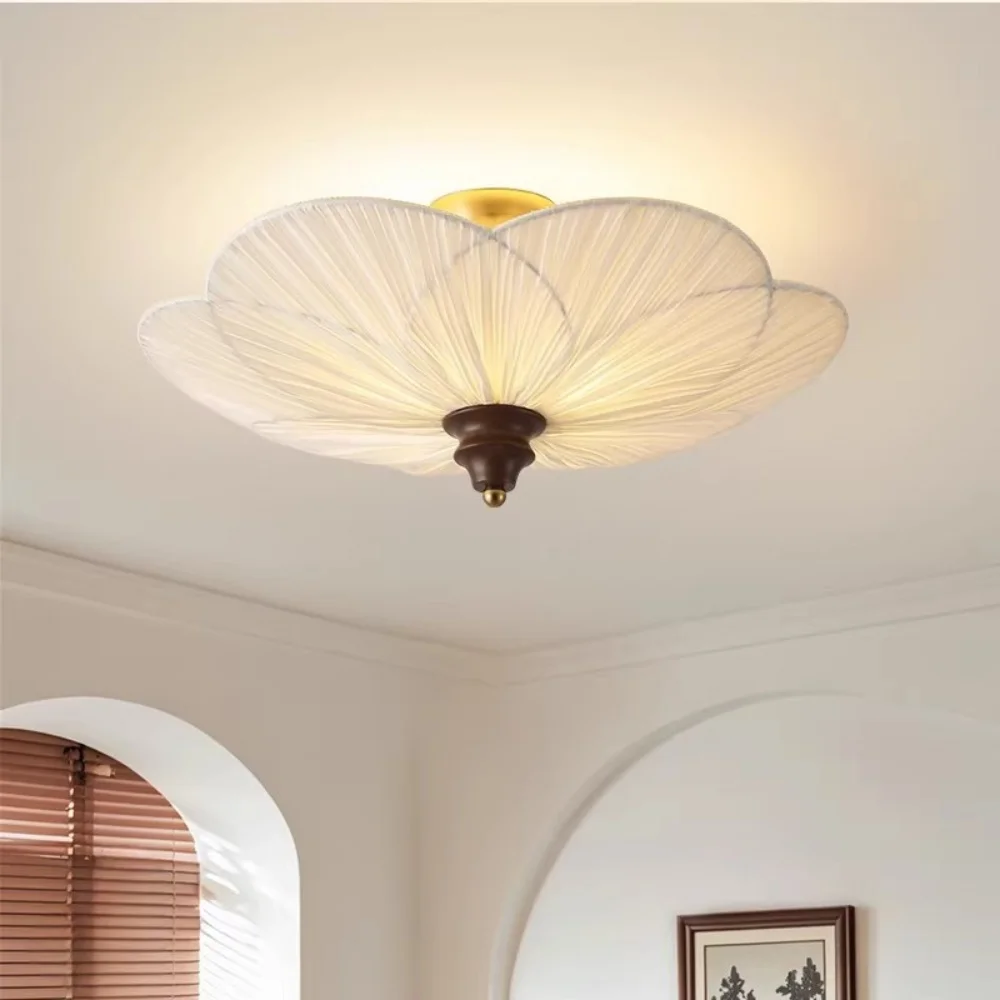 French Retro Petal Shape Ceiling Lights With White Fabric Lampshade Fixtures Living Room Bedroom Restaurant Ceiling Lamps