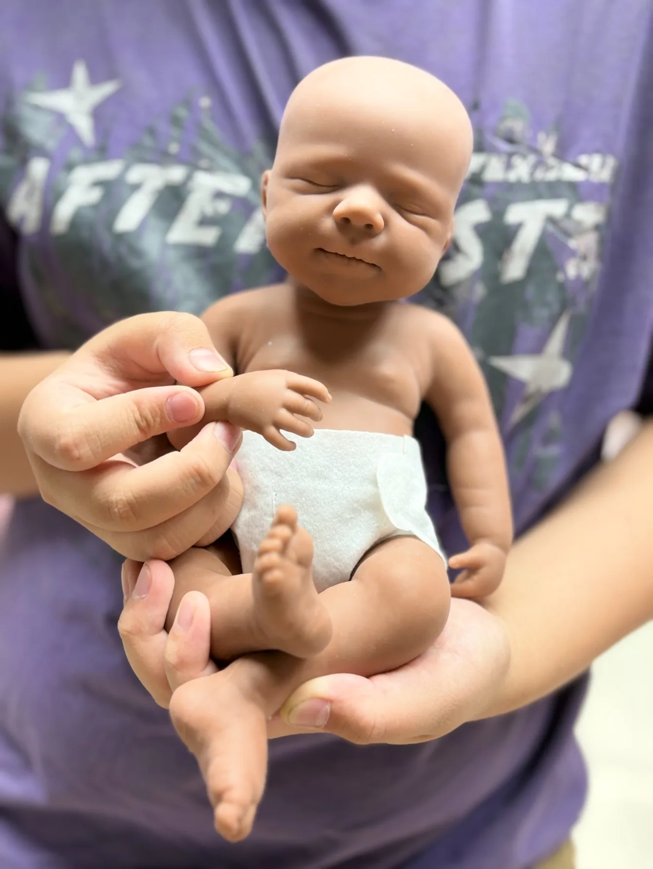 Aizwa1 Pascale in silicone può aprire la bocca Pelle scura 13 pollici Bebe Reborn Doll per bambini Regali di compleanno Neonata